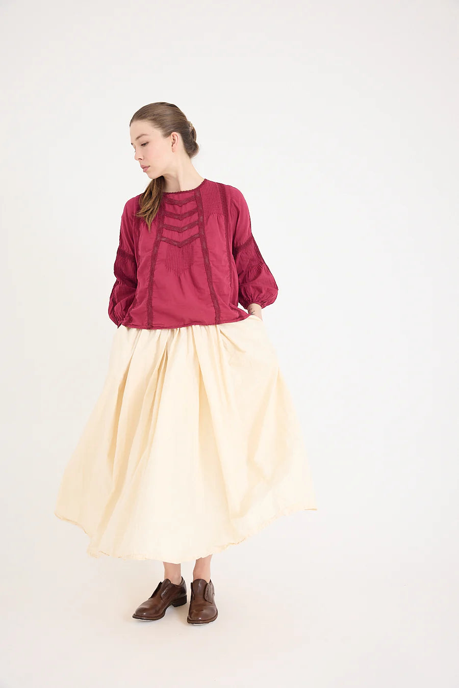 Alice Lace Blouse in Cotton Lace in Berry