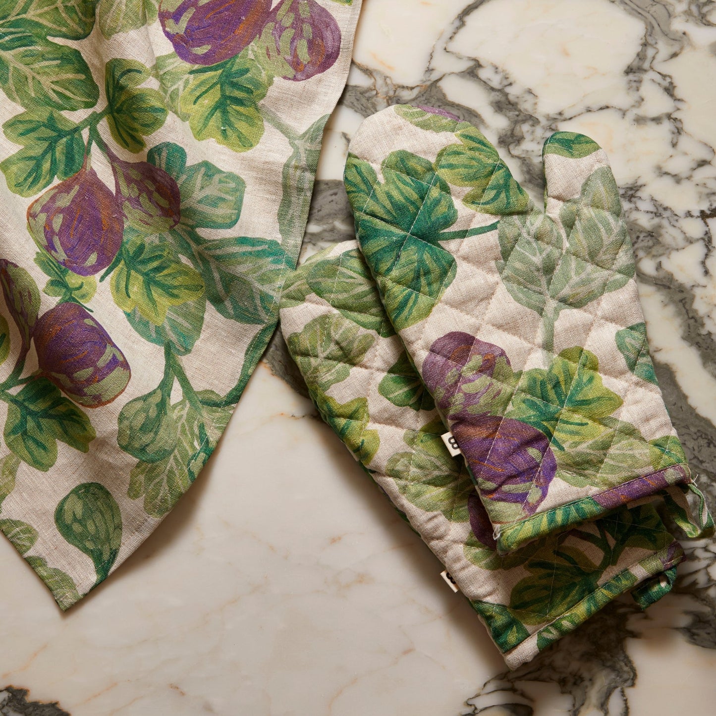 Figgy Green Oven Mitt