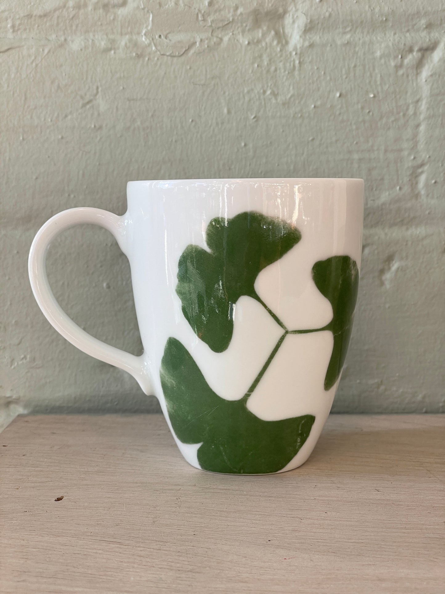 Ginkgo porcelain beaker