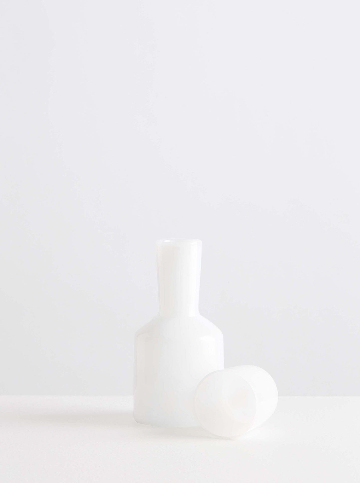 J'ai Soif Carafe & Glass | Opaque White