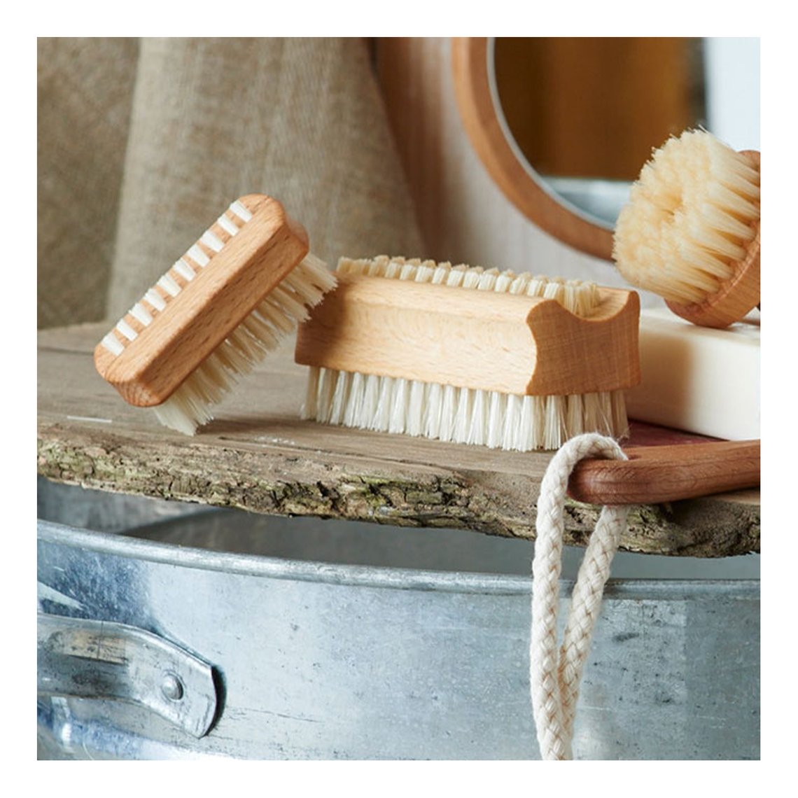 Duo Nail Brush