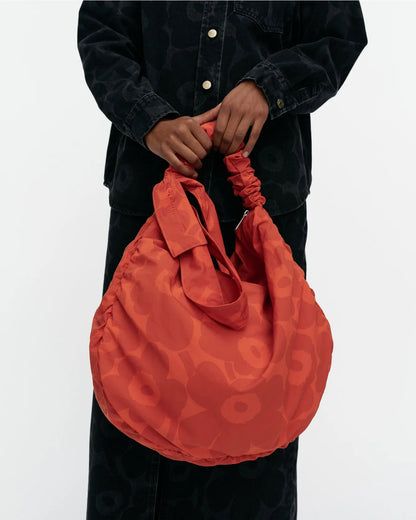 The Utu L shoulder bag