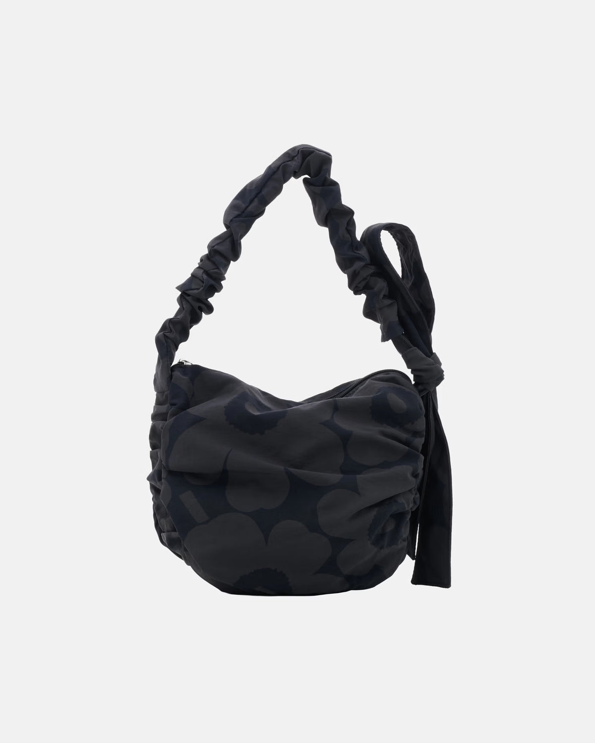 The Utu M shoulder bag