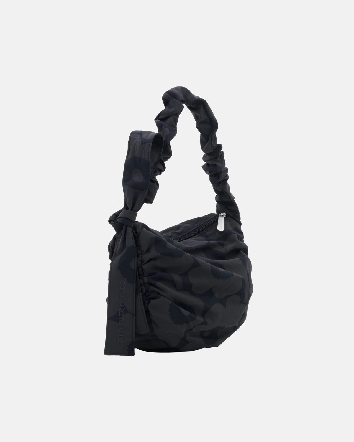 The Utu M shoulder bag