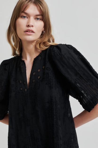 Nete Dress | Black