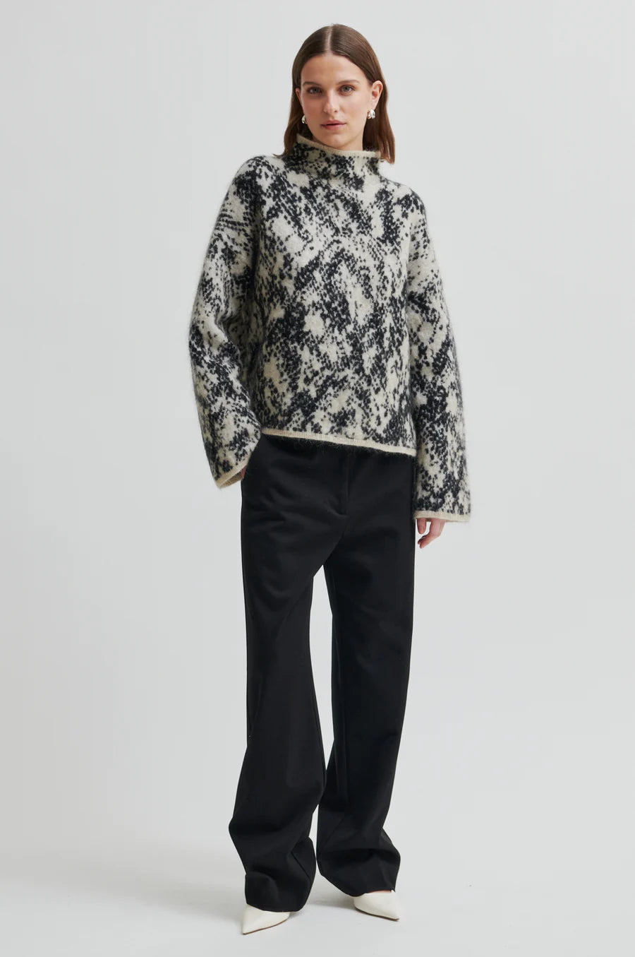 Sway Knit T-Neck