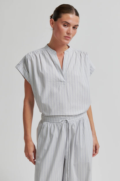 Sarisa Top