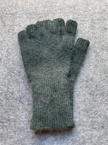 Fingerless Gloves