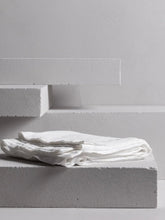 Load image into Gallery viewer, Belgium Linen Fitted Sheet | Queen | King
