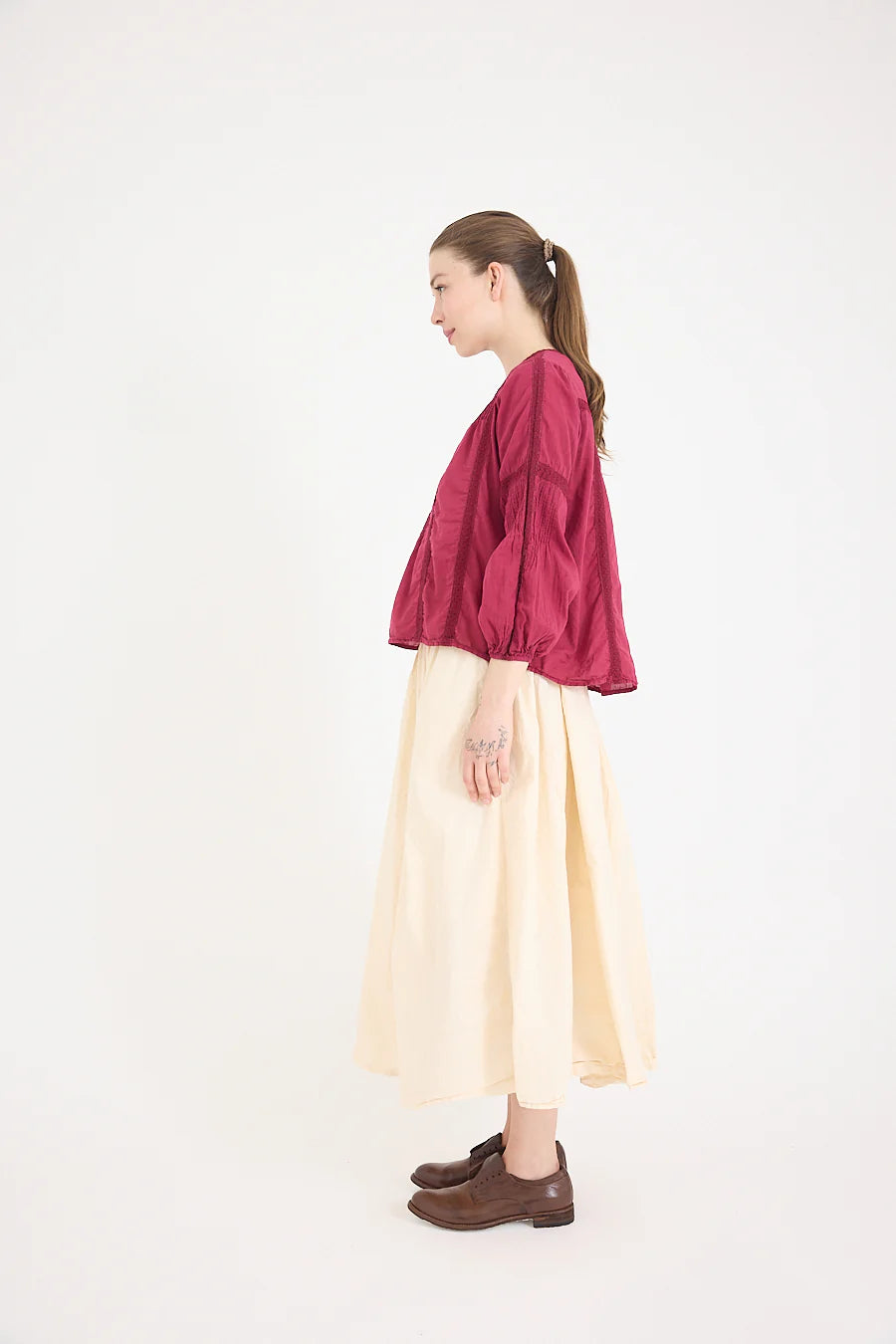Alice Lace Blouse in Cotton Lace in Berry