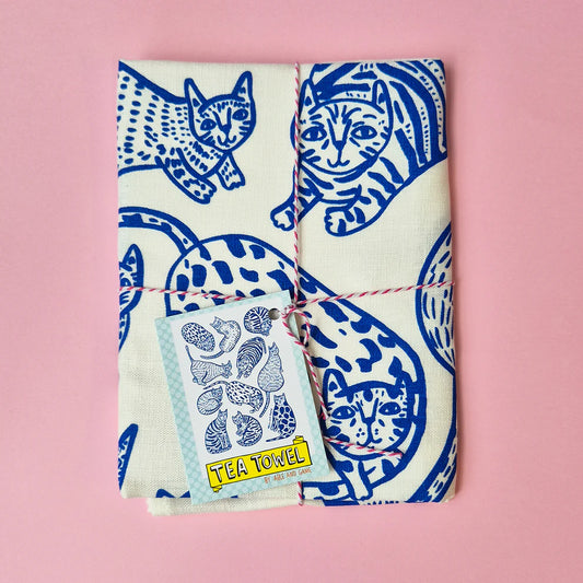 11 Cats - Teatowel