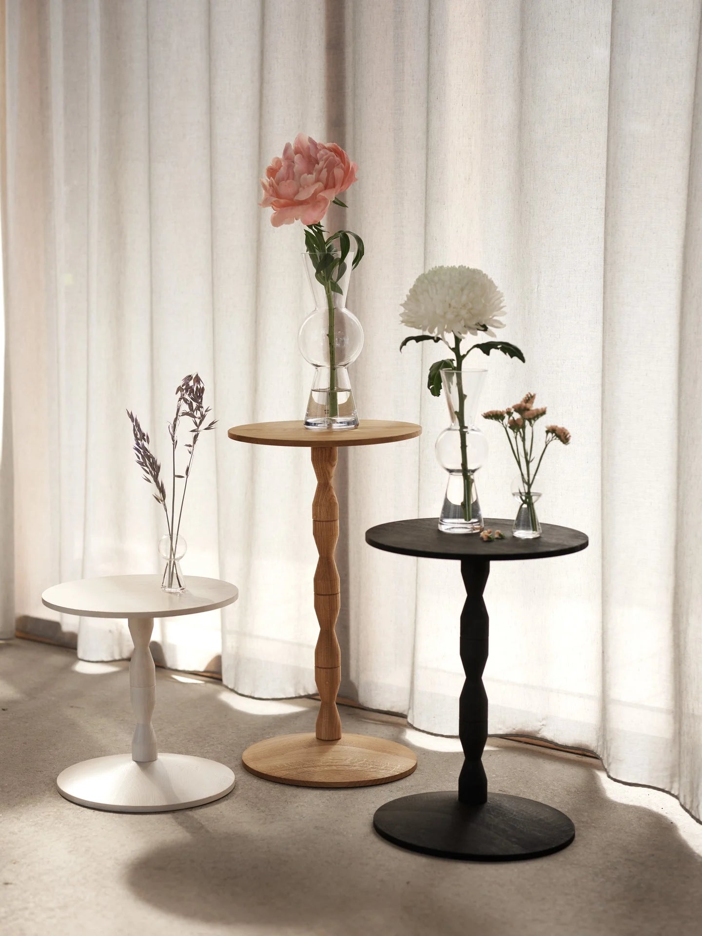 Pedestal Table Oak