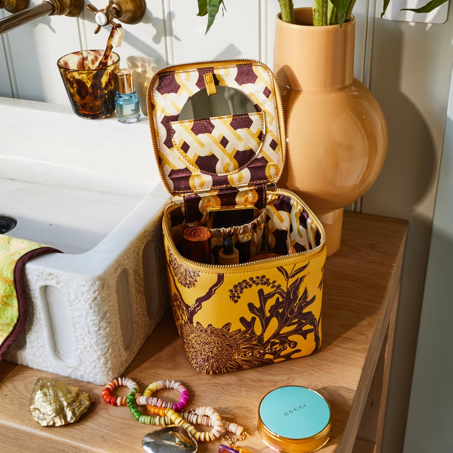 Delphine Small Vanity Case