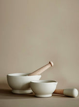 Load image into Gallery viewer, Mortar &amp; Pestle 15cm

