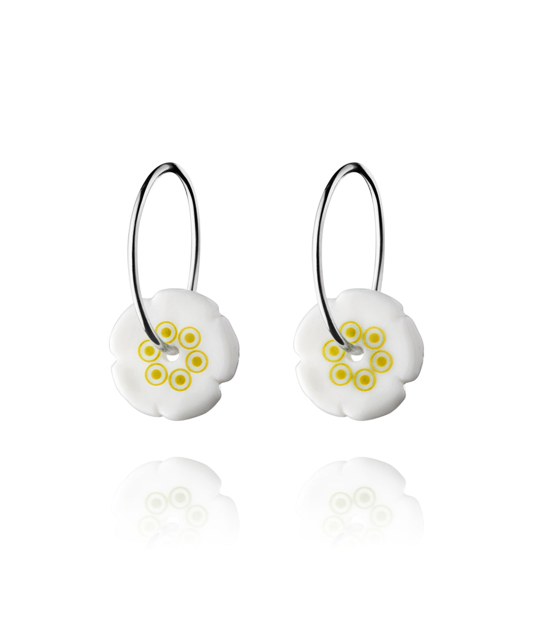 Flower hoop earrings