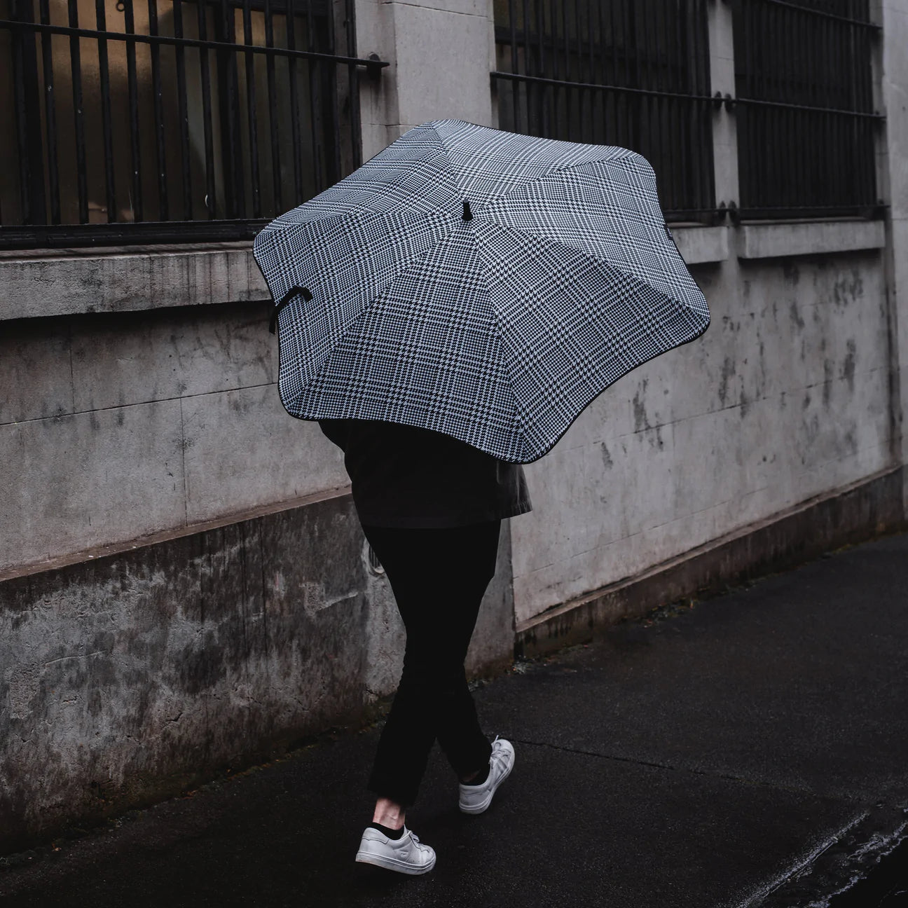 Umbrella Classic | Limited Edition Houndstooth