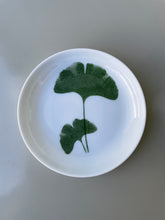 Load image into Gallery viewer, Ginkgo porcelain coupe | 14cm
