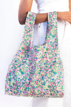 Load image into Gallery viewer, Meadow flowers | medium bag
