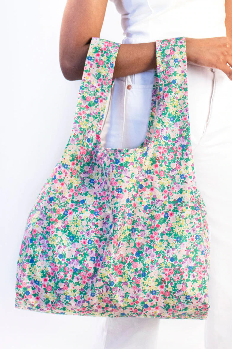 Meadow flowers | medium bag
