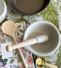 Load image into Gallery viewer, Mortar &amp; Pestle 15cm
