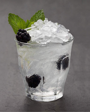 Load image into Gallery viewer, Crushed Ice Tray Black
