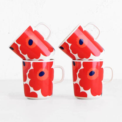 Unikko Mug in Red