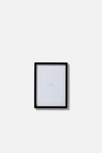 Edge Picture Frame A4 Black | White